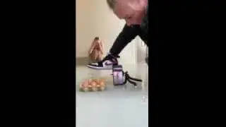 turn into egg _ tutorial #shorts السر في خدعة تحول الفتاة إلى بيضة😱