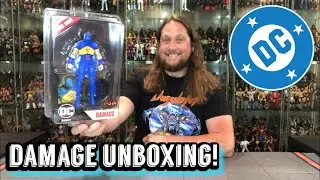 Damage DC McFarlane Red Platinum Unboxing & Review!