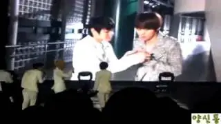 [FANCAM] 110218 WBTBA - Acting - Junhyung & Yoseob