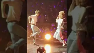 JK and Tae's shoot dance