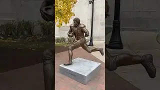 Archie Griffin statue Michigan Ohio State The Game #ohiostate 2024 college football #big10