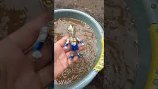 Very Satisfying Video Ultraman Sport Car Fish