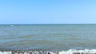 🏖️🌊 Calm Seaside Ambience | Gentle Waves for Relaxation & Sleep 🌊