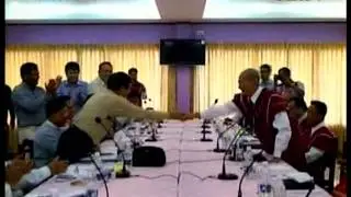 Myanmar signs cease-fire preliminary agreement with KNU, 12 Jan 2012