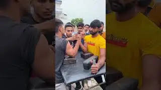 Heavy flash pin 😲🥵😈 #samiarmwrestler #armwrestlingmatch #viralvideo #armwrestling