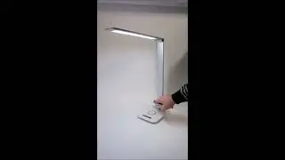 Lampe de bureau LED avec chargeur sans fil int&eacute;gr&eacute;