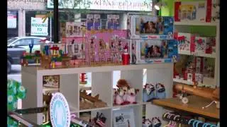 Organic, Eco-friendly, Heirloom toys from Peek-a-boo Natural Toys 2013