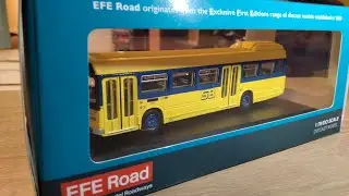 Model bus review; EFE Road Leyland National, London Country Stevenage SuperBus #bus #modelbus