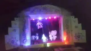 Miniatur janger sastra dewa
