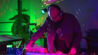 Cosmic Crossings featuring Ritchie DeCarlo (3-3-2018)