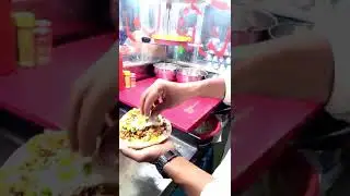 Hot Spicy Chicken Shawarma #shawarmaroll #shawarmarecipe #zingershawarma #spicy
