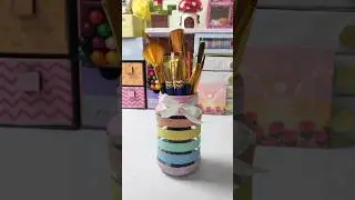 Diy paint brush holder 🌈 #diyart#diycrafts#acrylicpainting#acrylicart#artshorts#shortsviral#art