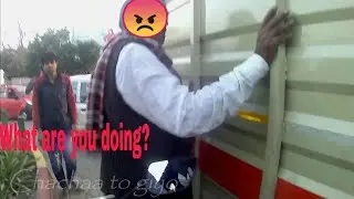 How he got stuck there? | Idiot van driver | Close call | No helmet | Lucknow Reactions-2.