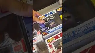 We Found More Signed Funko Pops! #funkopops #funko #funkocommunity