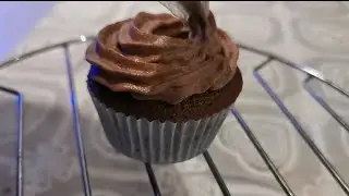 Yum! Chocolate Cupcake Frosting
