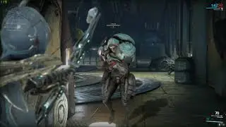 Playing Warframe | 4k @60fps