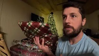 ASMR | Trying to guess my Christmas Presents!