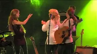 Don't You Worry LIVE Garness and Solveig Leithaug