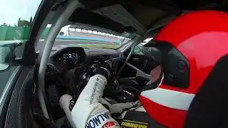 Questo &egrave; il vero piacere di guidare! Sali a bordo della BMW M2 CS Racing al Misano World Circuit