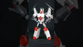 King of the repaints! 👽 Transformers Legacy United Ferak