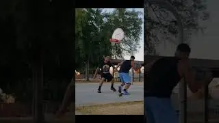 Behind the back, crossover, reverse layup #trending #amazing #nba #youtubeshorts #basketball #bball