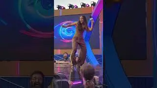 Mel Tracina doing Sara Marie's iconic bum dance at tonight's live Big Brother Australia broadcast 😂👌