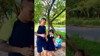 🥴Poor homeless woman meets a kind girl! 🥲🥰 VIC #shorts #funny