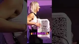 Le ba&iuml;on viral 🔥 #accordion #live #amandinemusichini #music