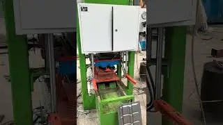 Cement color roof tile molding machine/Automated concrete tile production line
