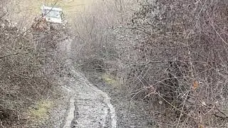 Aro 10  Spartana 4x4 muddy hillclimb. Urcare noroi
