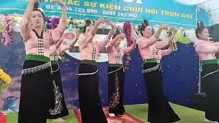 Đôi mua gia đình anh Tuôn phương bạn nhung Trên 