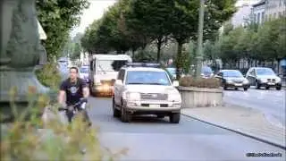 Federal Police escorting money transport truck [Microphone Message]