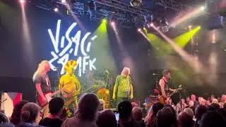 Visací zámek - Stromeček (Live at Lucerna Music Bar, Prague)