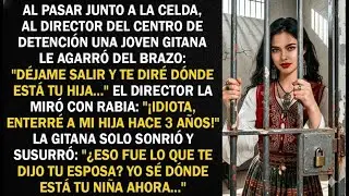 Al pasar junto a la celda, al director del centro de detención una joven gitana le agarró del...