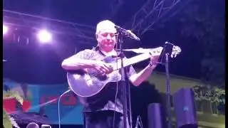 Homenaje a Facundo Cabral / Ramon Fuentes
