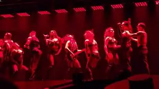 Old School Gaga Chicago Mayhem ball N3 #ladygaga #concert #mayhemball 