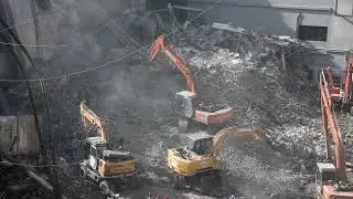 Emergency workers continue searching ruins of Karachi shopping plaza after deadly fire