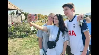 Two's and Saadia reflect on anniversary of Oct. 7 terrorist attacks