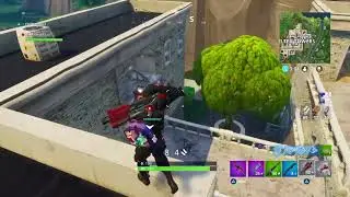 Fortnite Surviving Tilted Towers w/ Kwonel