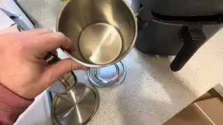 Overview | Kyraton Bacon Grease Container | Love It!