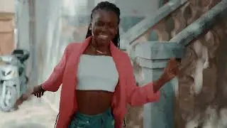 Mia Guisse   La Vie est Belle Clip Officiel