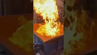 #amazing Let&rsquo;s see what happens with #lighter #shredding #gastank  #metal #twinshaftshreddermachine