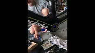 How to remove a BB30 bottom bracket using a TOOPRE puller! ￼￼