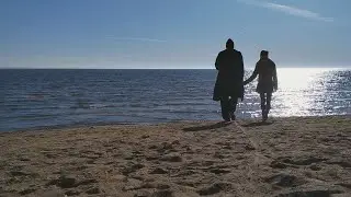 Прогулка по пляжу в середине апреля