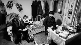 Святий вечір без світла в Україні - EE Family 