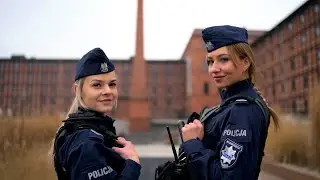 Kobietom z bydgoskiej policji z okazji ich święta - KMP Bydgoszcz