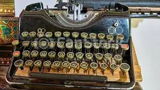 How do you use old typing machine || how to use a type writer || Suhail Technical Studio