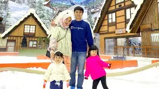 Mia Callysta Main Salju di Trans Snow World (2023)