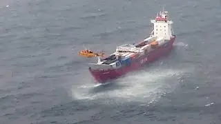 Stricken Russian cargo ship headed to port