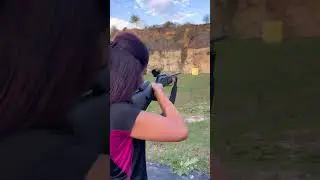 Francesca  del gruppo Instagram &ldquo; TIRATRICI ITALIANE&rdquo; con Kite Optics BT1 e Winchester SXR2